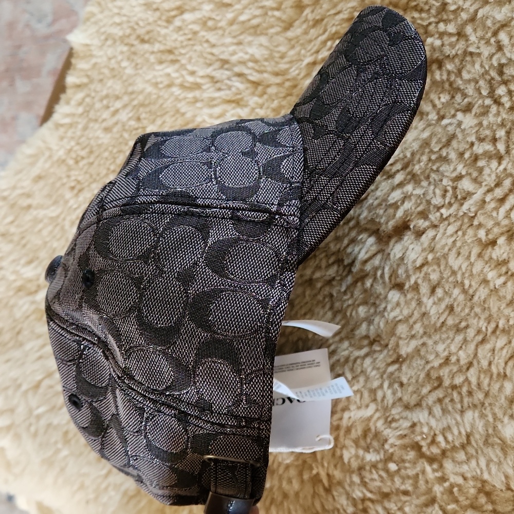 Gorgeous NWT Coach Metallic Signature Baseball Hat ⚾️ 🖤 - Picture 10 of 12